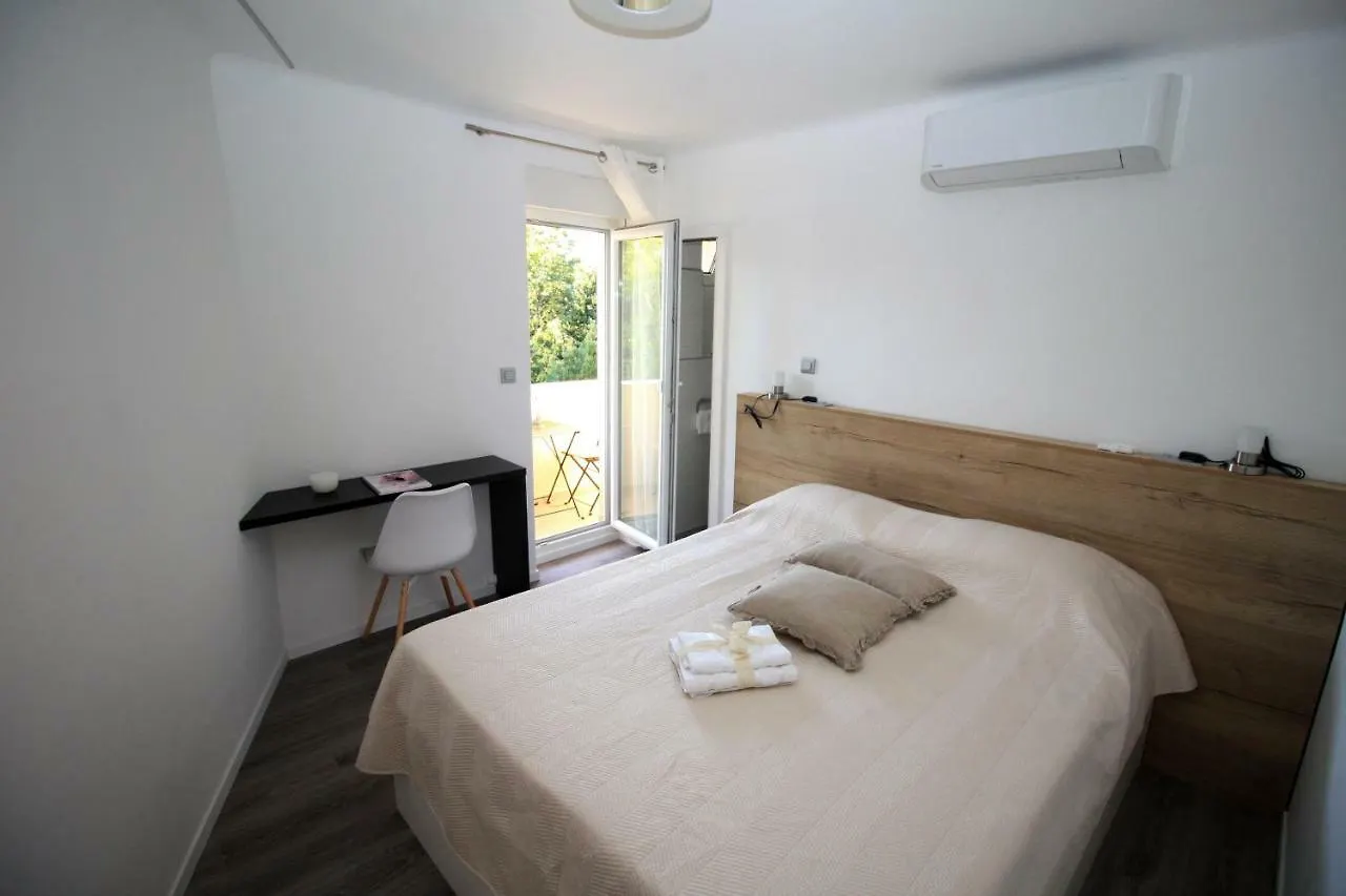 Central Beach Apartment Split