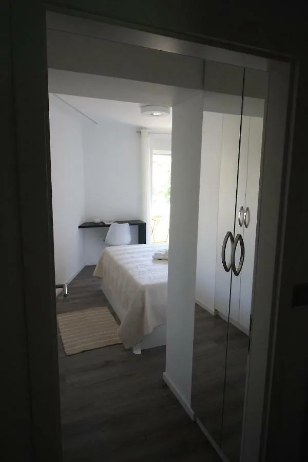 Central Beach Apartment Split 0*,